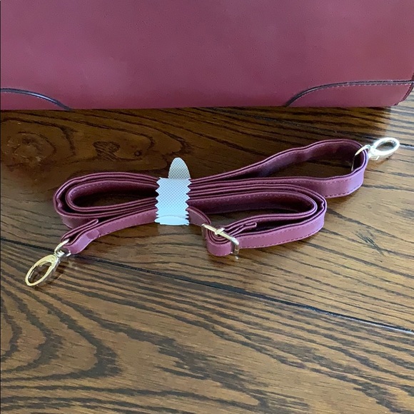 JustFab Darin Satchel - Picture 4 of 11